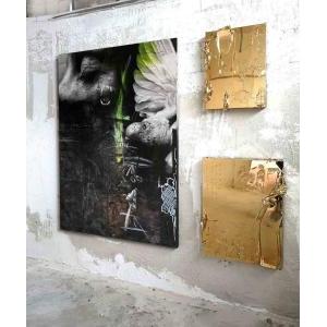 Pictures of oil paintings and new metal sculptures